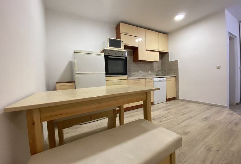 膳宿费 Lighthouse Vodice