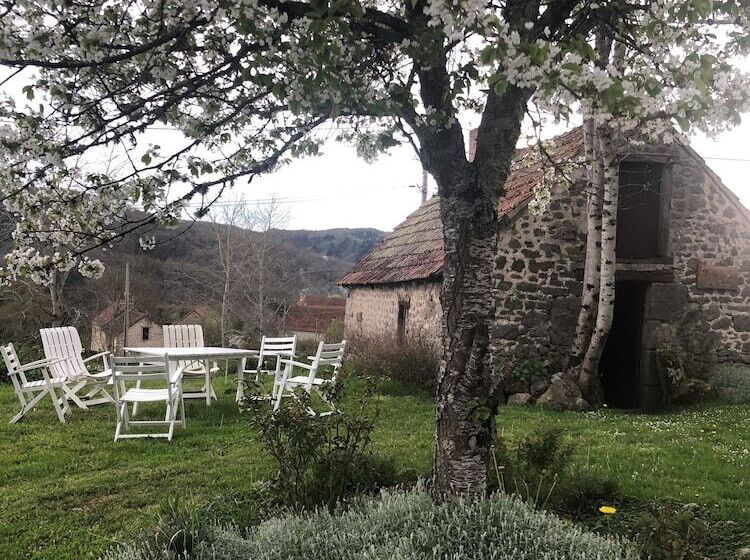 膳宿费 Maison D Hôtes Ourdeaux Et Gîte Chez Rouchon