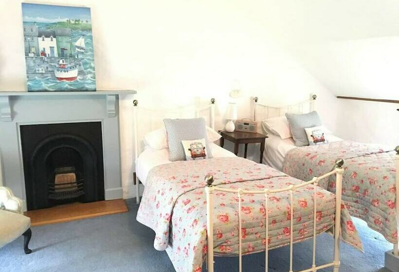 레지던스 Traditional Cosy Cottage With Rural Views Nr Coast