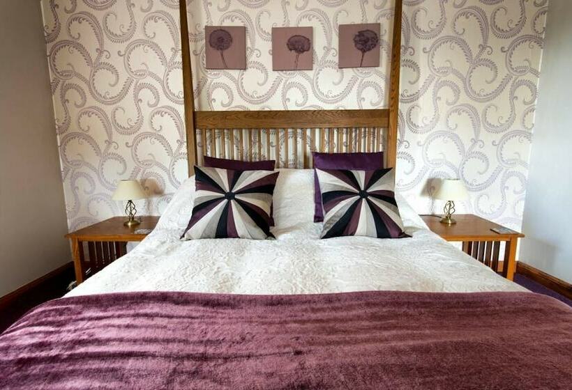 레지던스 Traditional Cosy Cottage With Rural Views Nr Coast