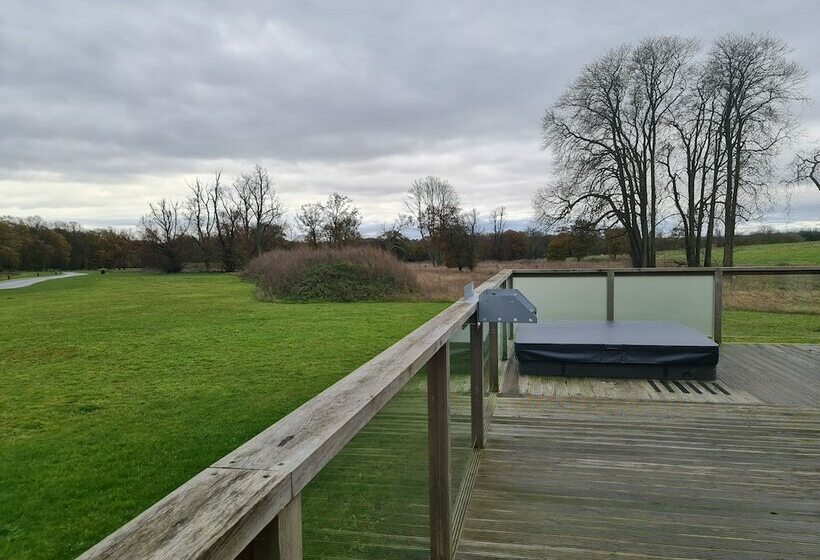 Резиденция Charming 3bed Lodge In Bury Saint Edmunds