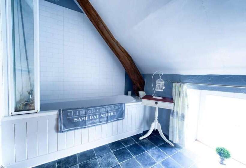 레지던스 Traditional Cosy Cottage With Rural Views Nr Coast