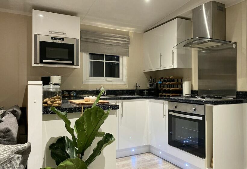 The Cabin At Glan Aber