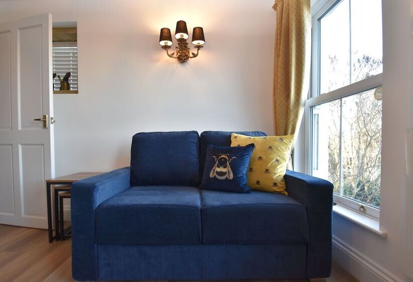 4 Landgate Cottage Winchelsea