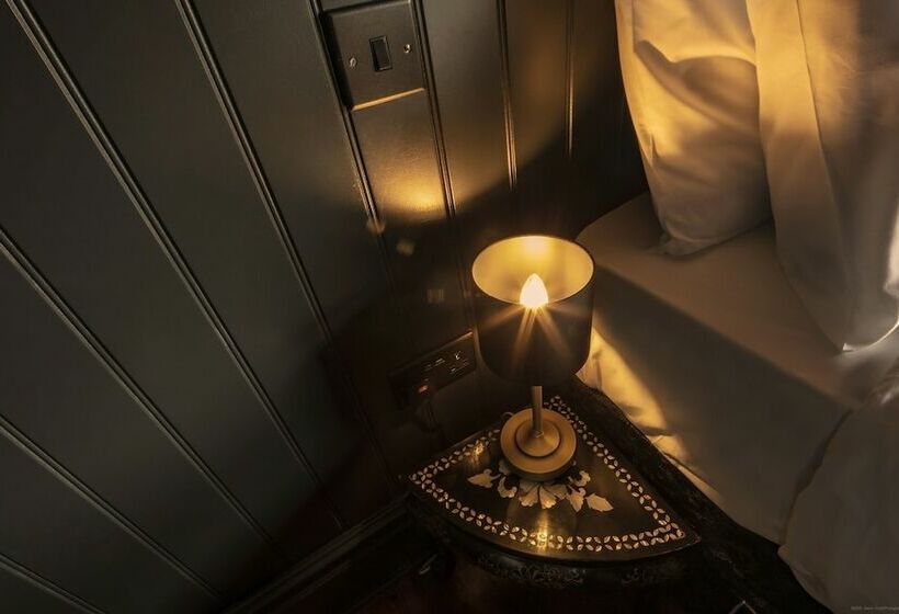 住宿加早餐  The Albion Rooms