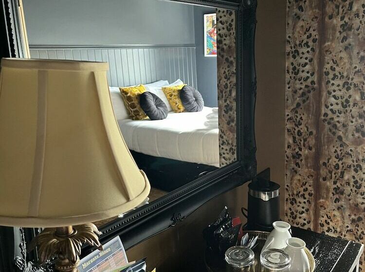 住宿加早餐  The Albion Rooms