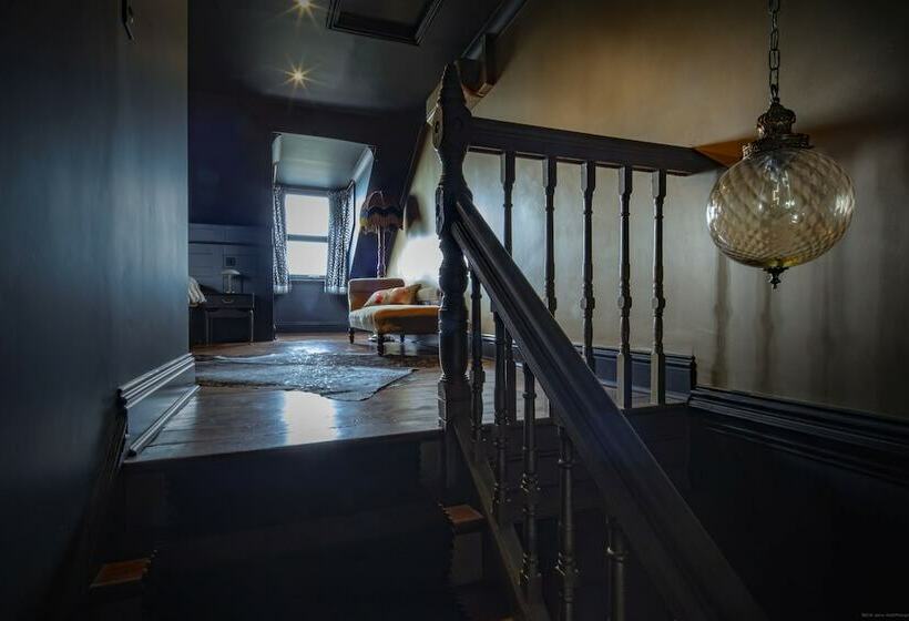 住宿加早餐  The Albion Rooms