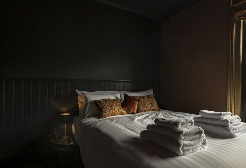 住宿加早餐  The Albion Rooms