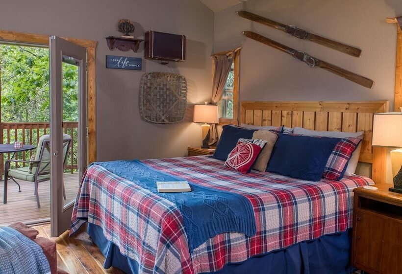 Eureka Sunset Cabins