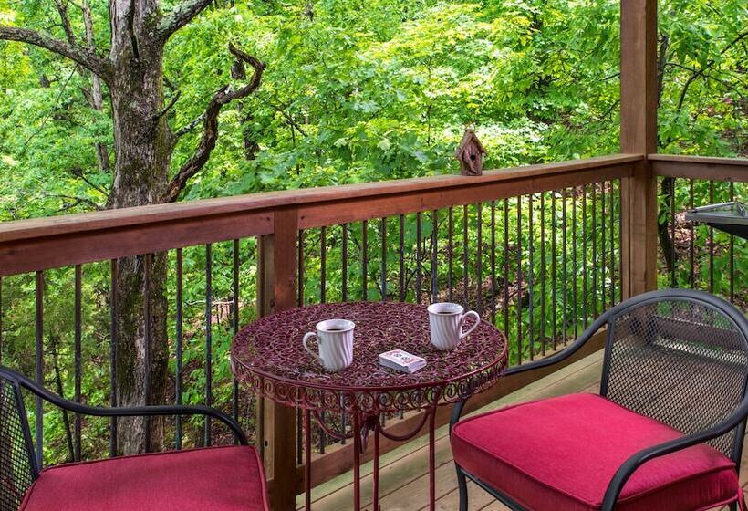 Eureka Sunset Cabins