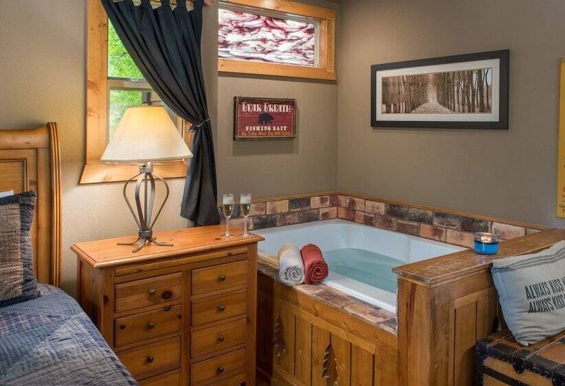 Eureka Sunset Cabins