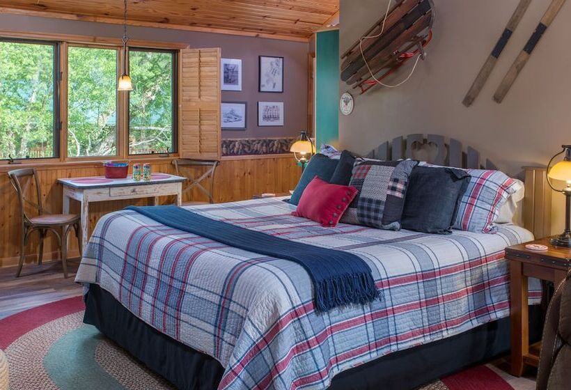 Eureka Sunset Cabins