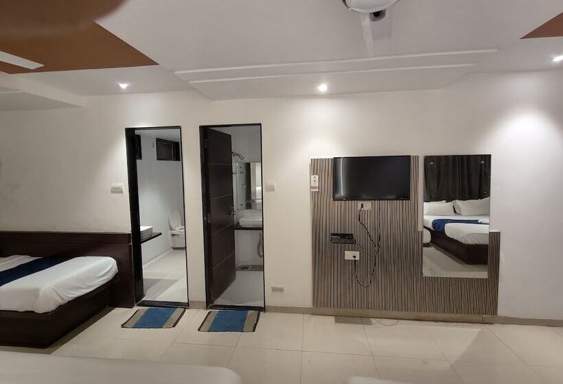 בית מלון כפרי Anand Palace