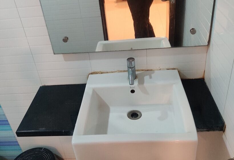 בית מלון כפרי Anand Palace