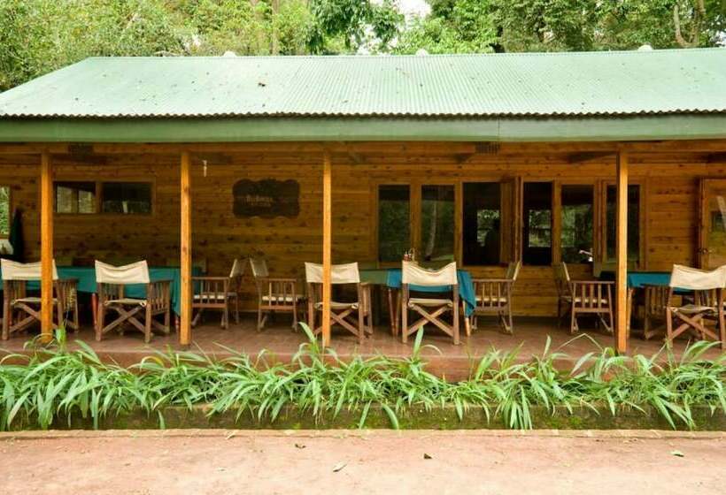هتل Budongo Eco Lodge