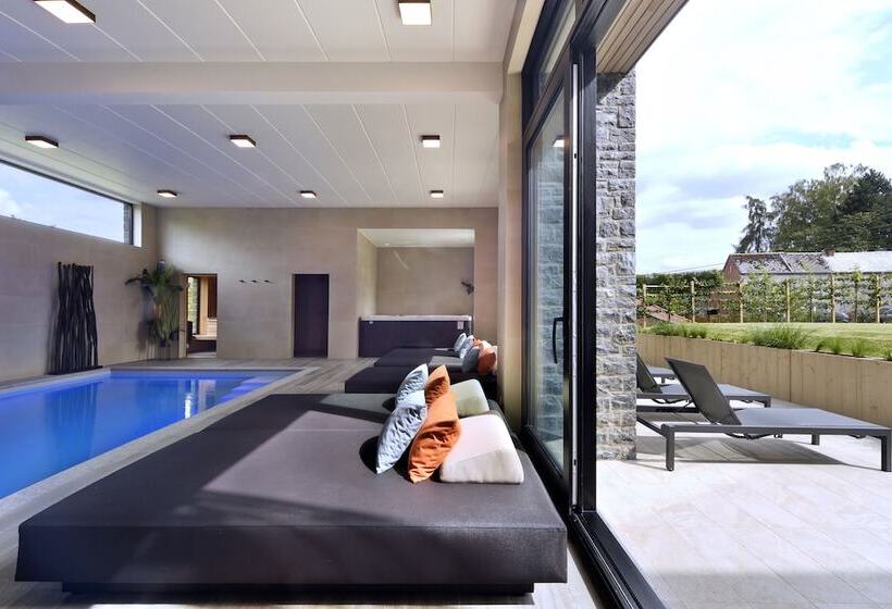 ホテル Durbuy Suites