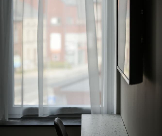 호텔 Pegard Andenne Centre