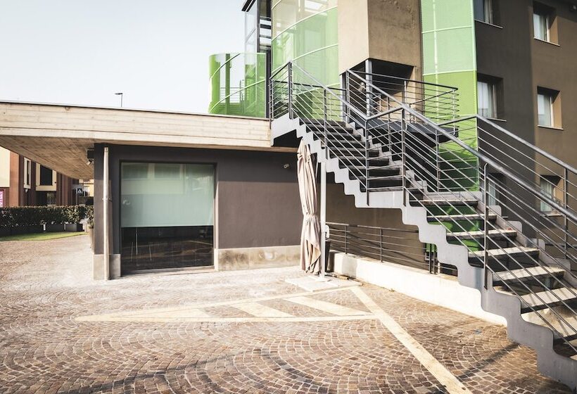 בית מלון כפרי San Valentino