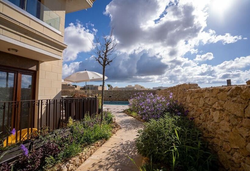 هتل Santa Lucia Boutique