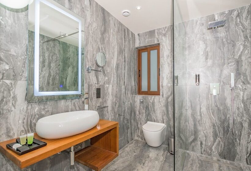 هتل Santa Lucia Boutique