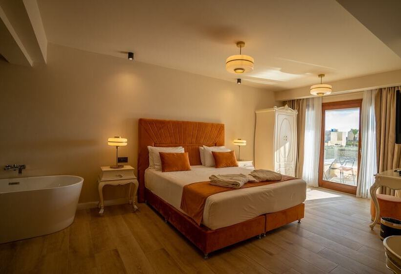 هتل Santa Lucia Boutique