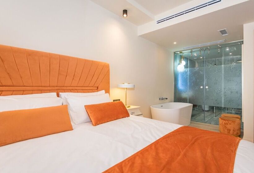 هتل Santa Lucia Boutique