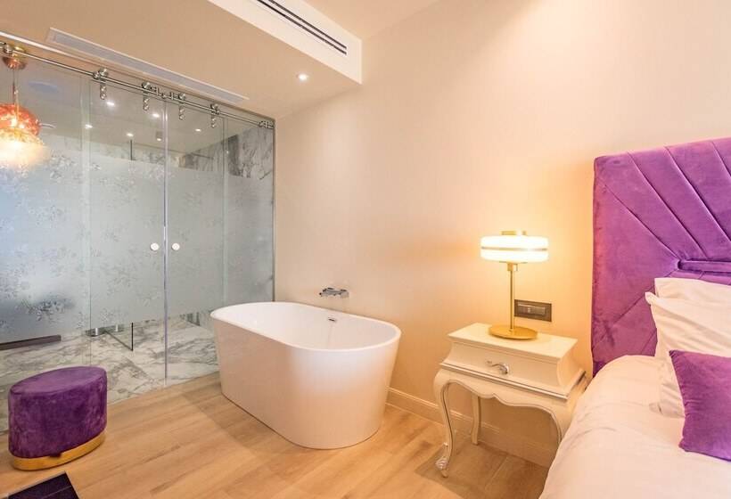 هتل Santa Lucia Boutique