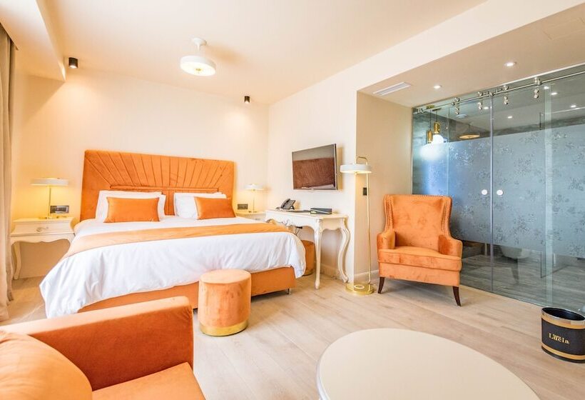 هتل Santa Lucia Boutique