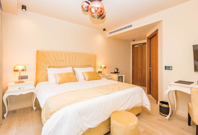 هتل Santa Lucia Boutique