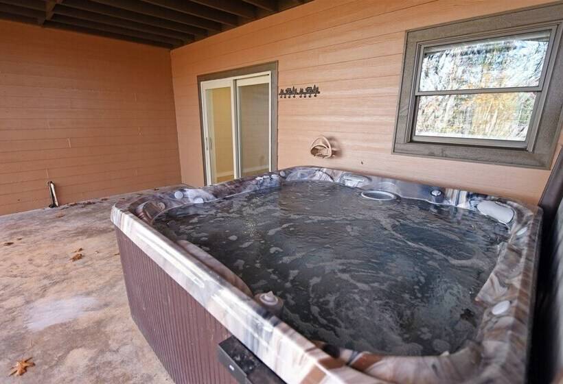 Misty Mountains Manor & Overlook  Blue Ridge Ga