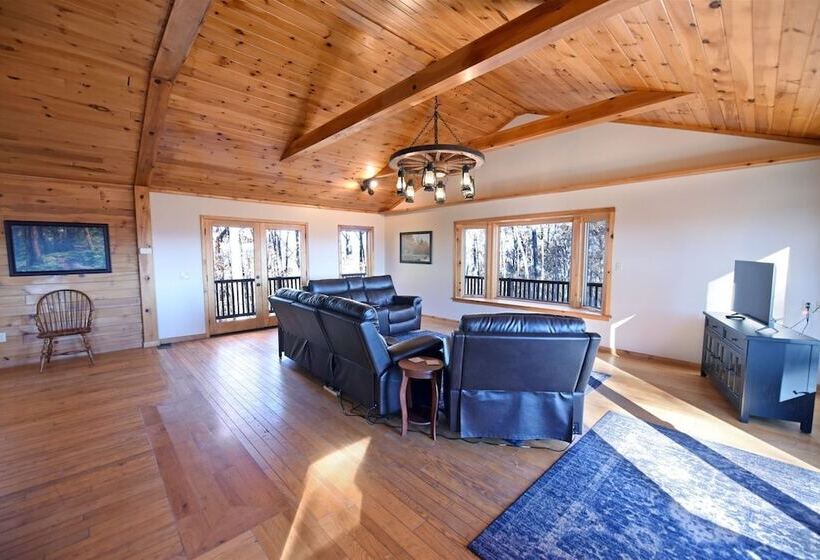 Misty Mountains Manor & Overlook  Blue Ridge Ga