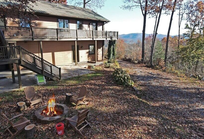 Misty Mountains Manor & Overlook  Blue Ridge Ga