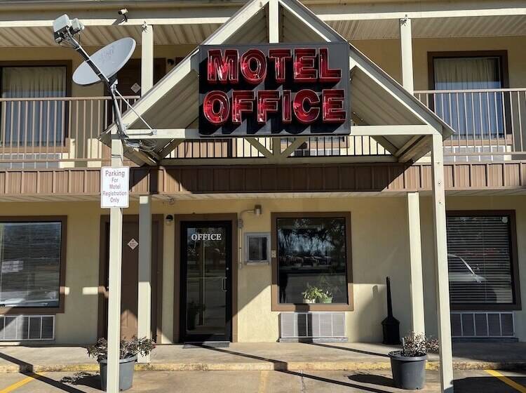 מוטל All Star Inn