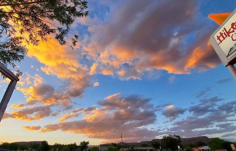 فندق على الطريق Hikers Cimarron Inn & Rv Park