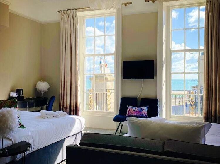 פנסיון Chapter 1 Hotels