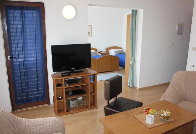 پانسیون Guesthouse San Antonio