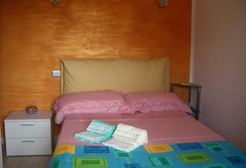 Пансион Room In Guest Room   S Olivariu Village Affittacamere   Deluxe King Room