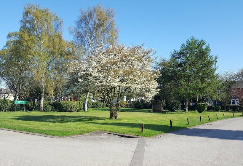 ペンション The Derby Conference Centre