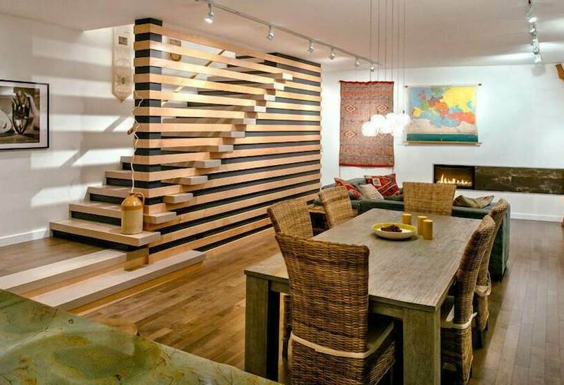 Silver Lake 83   Spectacular Dream Home Overlooking Silver Lake