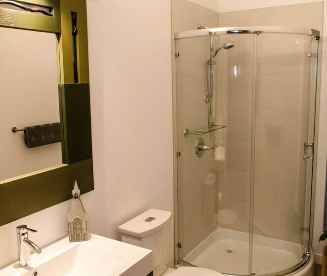 Silver Lake 83   Spectacular Dream Home Overlooking Silver Lake