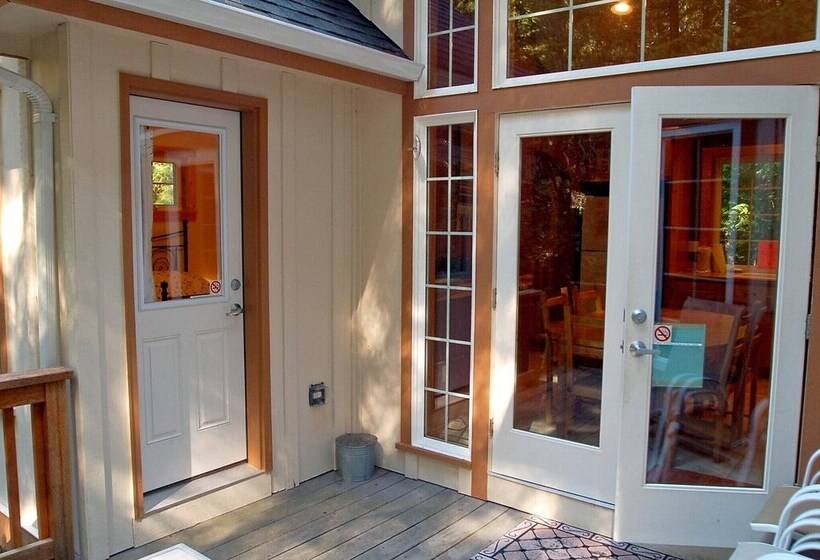 Snowline Cabin #34   Great English Tudor Style Home With Hot Tub! Now With Wifi!