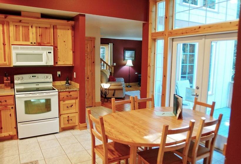 Snowline Cabin #34   Great English Tudor Style Home With Hot Tub! Now With Wifi!