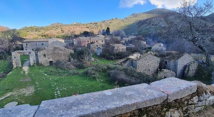 Anemomylos Lefkimmi Luxus Suites Boutique Hotel & Pool