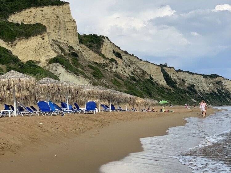 Anemomylos Lefkimmi Luxus Suites Boutique Hotel & Pool