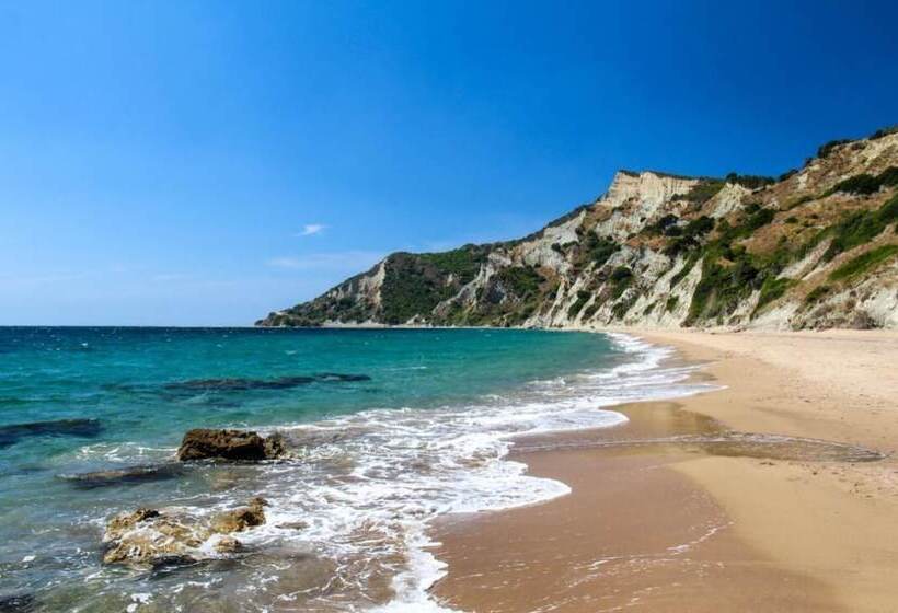 Anemomylos Lefkimmi Luxus Suites Boutique Hotel & Pool