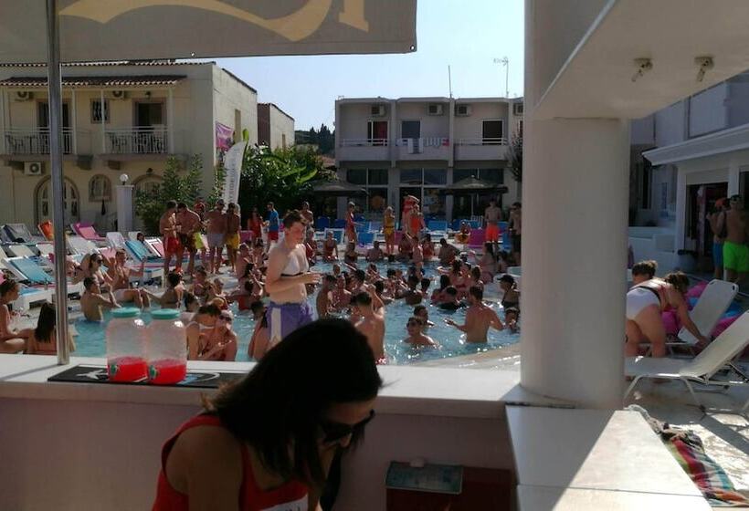 Anemomylos Lefkimmi Luxus Suites Boutique Hotel & Pool