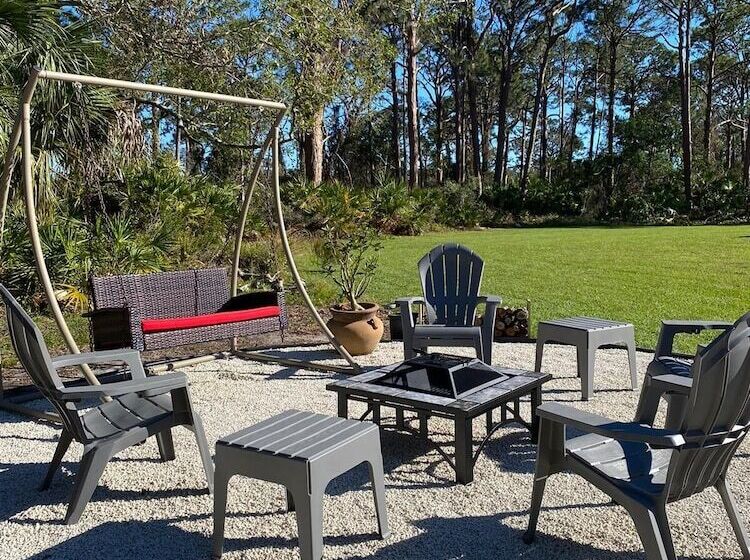 مبيت وإفطار Suite Dreams Guesthouse Aka Care Takeover Home