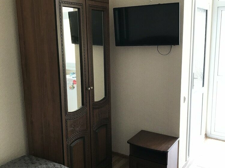 تختخواب و صبحانه Meridian