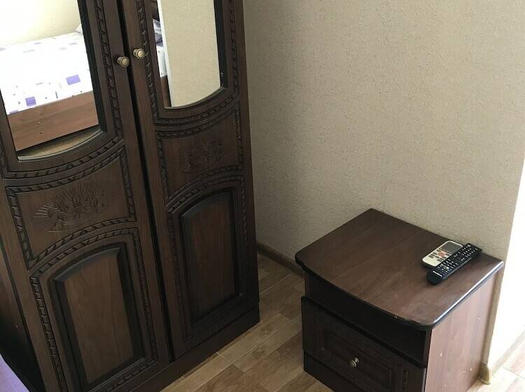 تختخواب و صبحانه Meridian