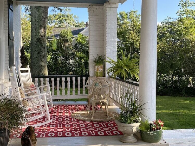 مبيت وإفطار The King S Daughters B And B On The Bluff Overlooking The Mighty Mississippi